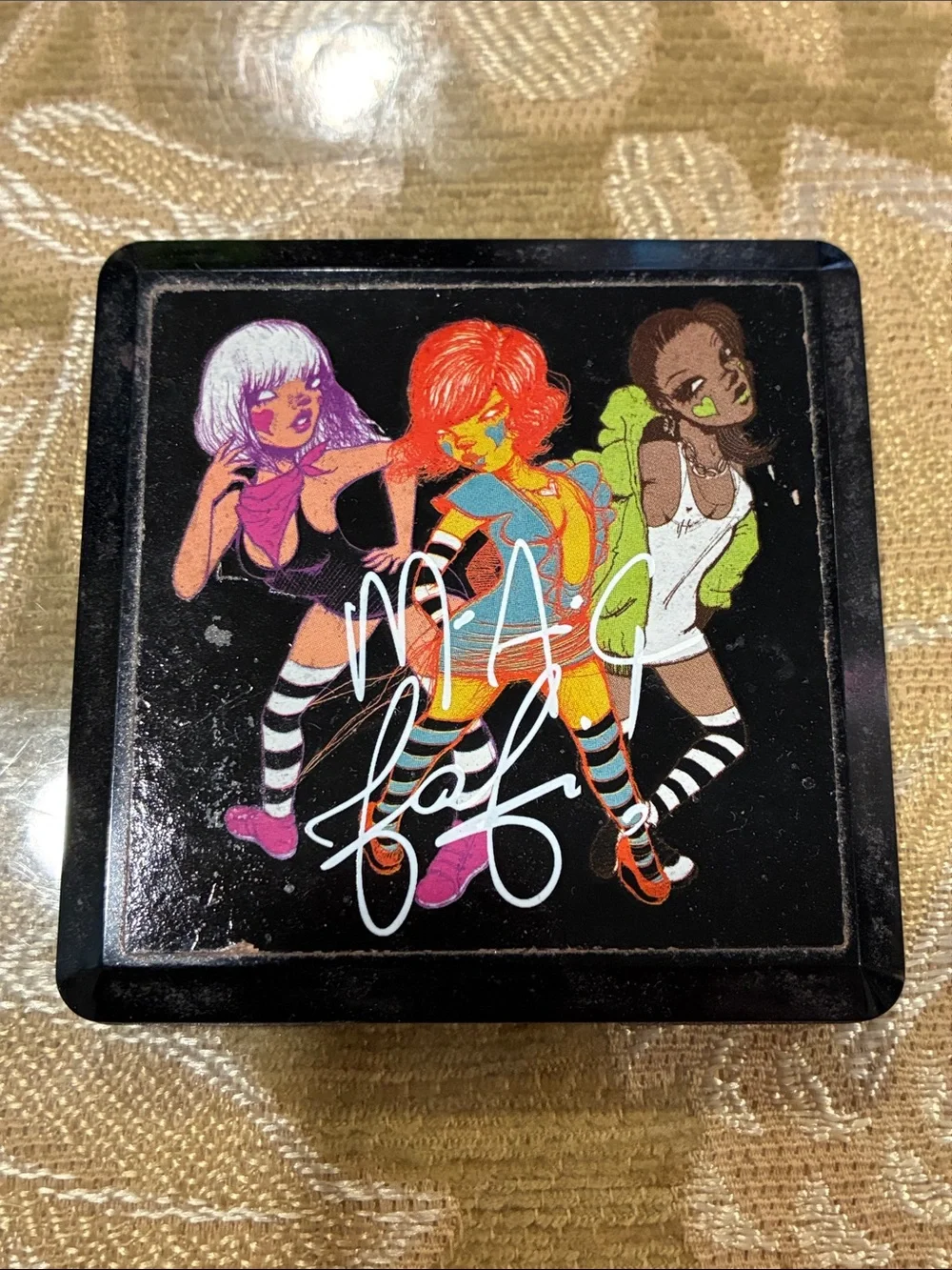 MAC FAFI AUTHENTIC EYE SHADOW QUAD COMPACT FAFI EYES 1